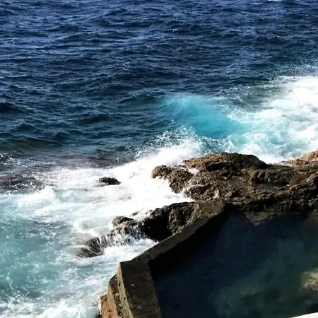 Precioso Atico Con Mucho Encanto Y Vistas Al Mar. Puertito de Guimar