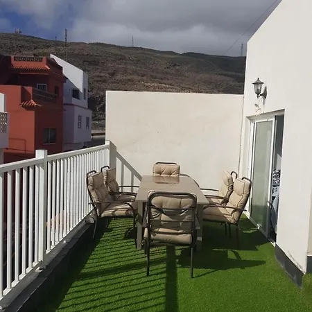 Apartment Precioso Atico Con Mucho Encanto Y Vistas Al Mar. *